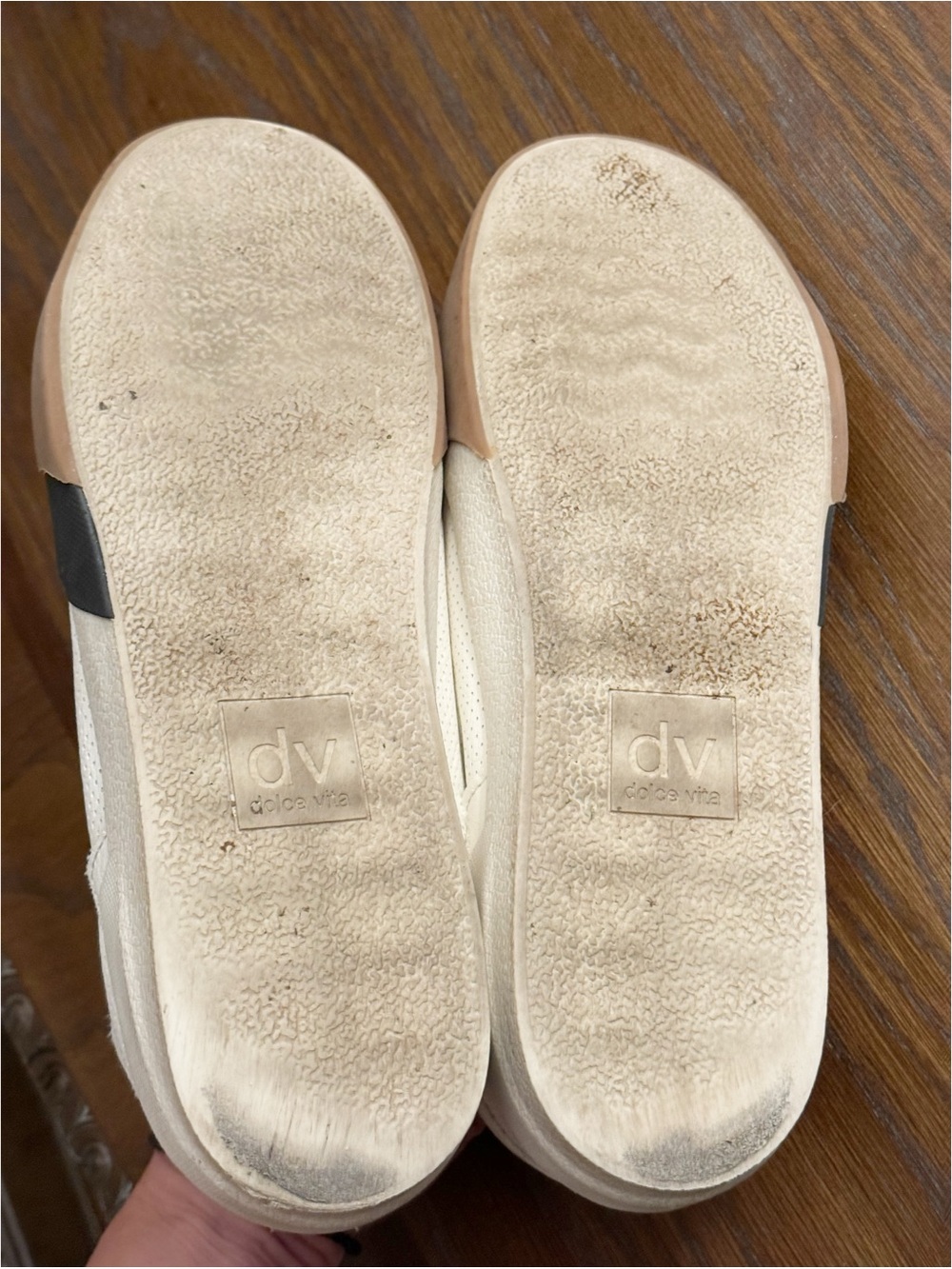 DV by Dolce Vita White and Black Sneakers Sleek Minimalist Design size 10 - Picture 8 of 8
